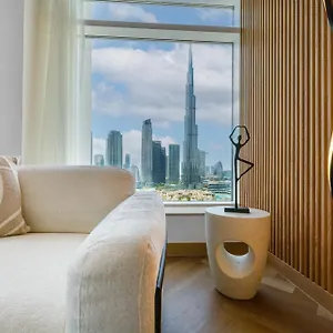 Upgraded With Stunning Burj Khalifa View شقة دبي
